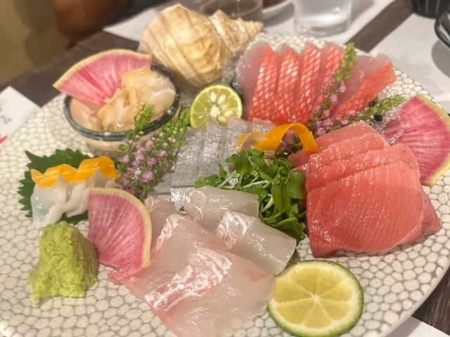 刺身盛り合わせ