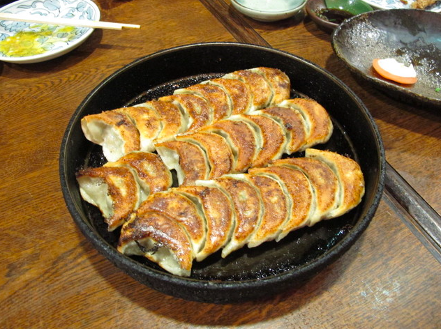 鉄なべ餃子