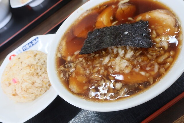 チャーシューメン+半チャーハン