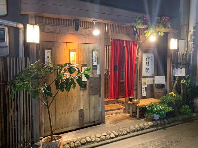 【三陸魚貝 地酒 伊達路】三陸の恵みとはらこ飯を通年で楽しめる和食処