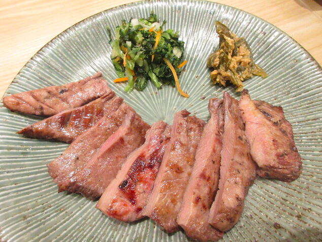 炭火焼肉厚牛たん定食