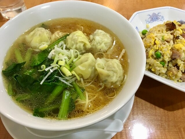 ワンタン麺セット