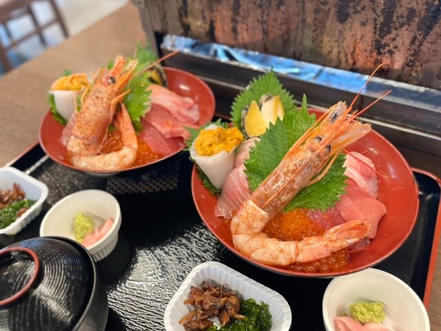 特上海鮮丼