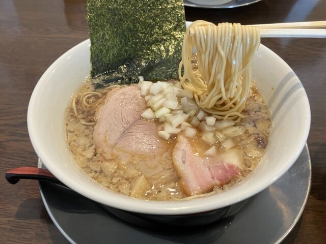 背脂煮干らーめん
