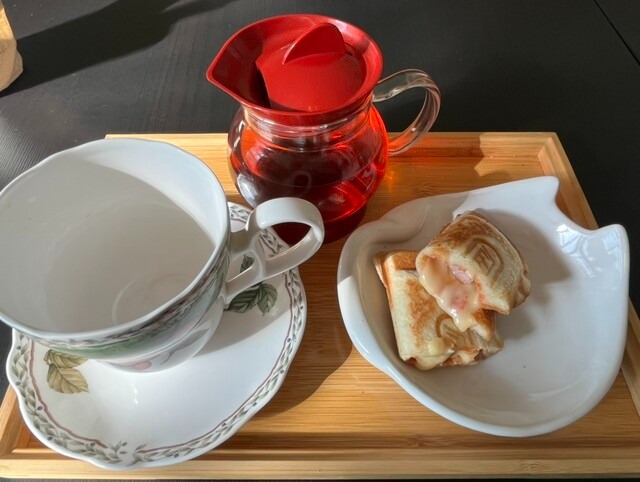 ルイボスティー&ホットサンド