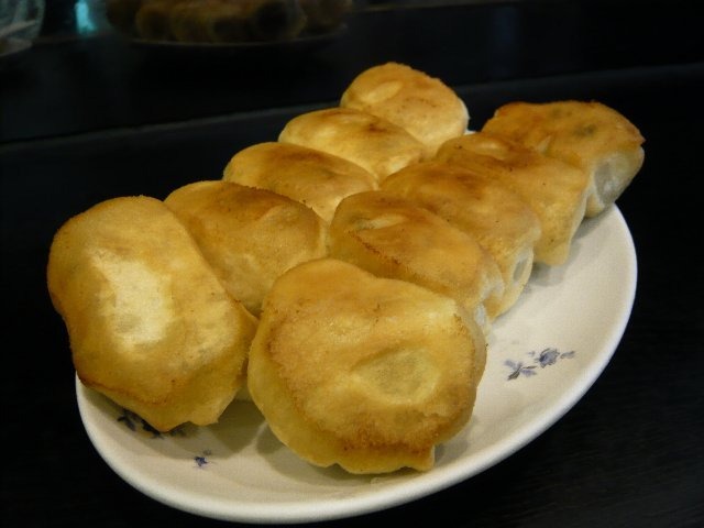 ホワイト餃子
