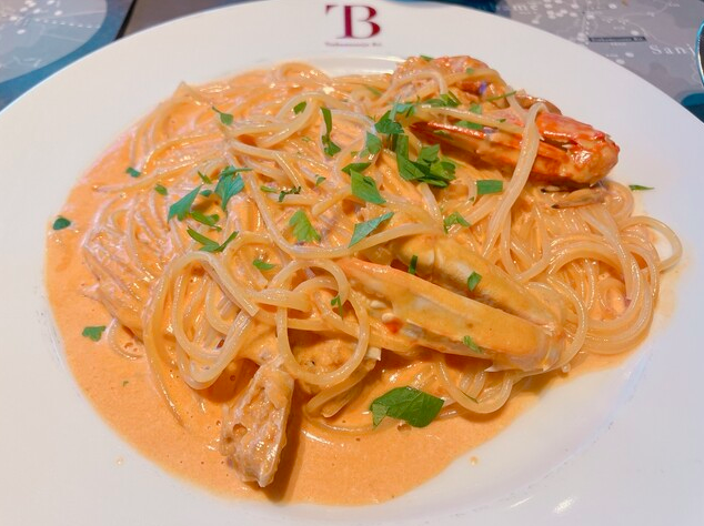 渡り蟹のトマトクリームスパゲティ