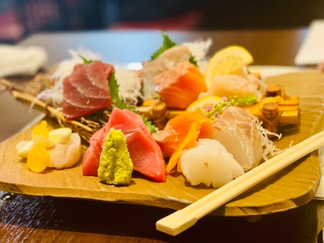 刺身盛り合わせ