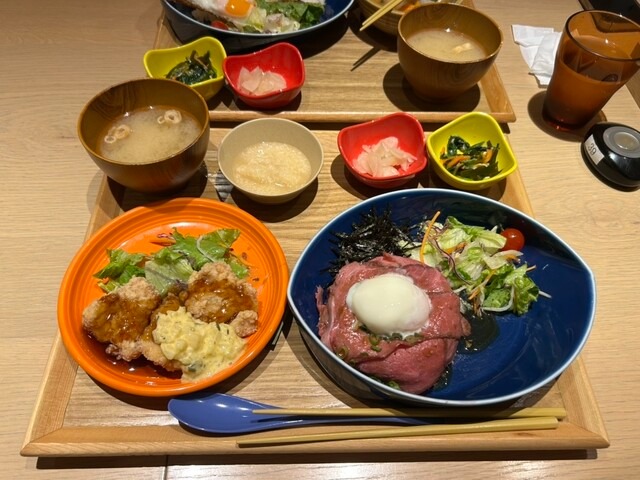 ローストビーフ丼