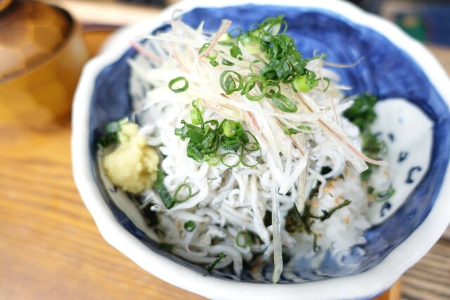 しらす丼