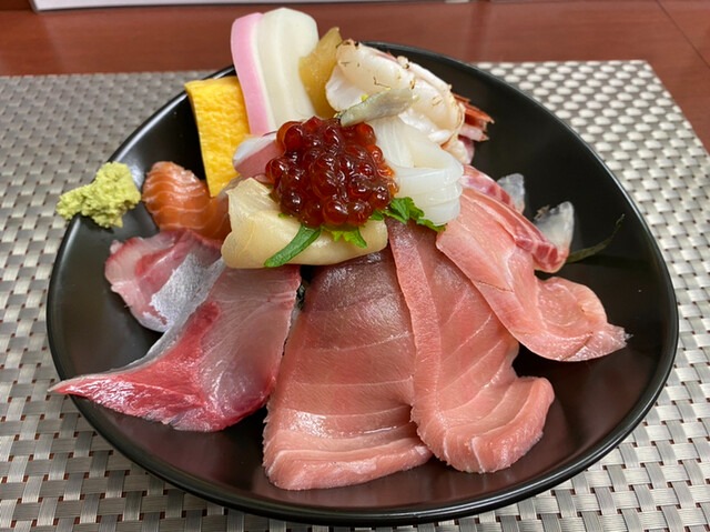 海鮮丼