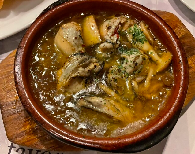 牡蠣のアヒージョ