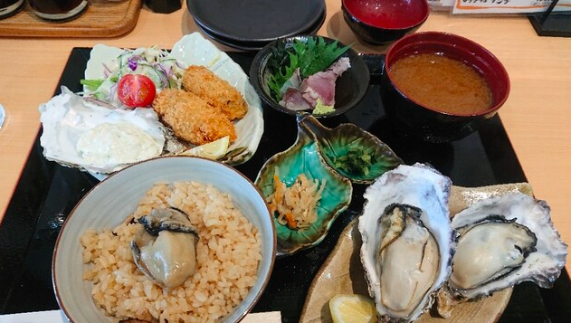 牡蠣づくし定食