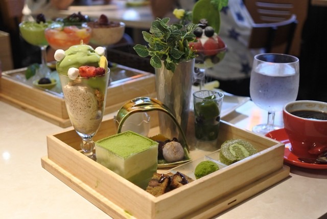 お抹茶・玉手箱スイーツ