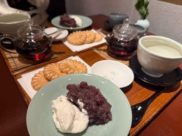 最中とまめ豆茶