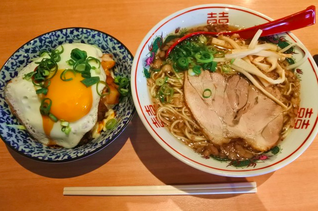 ラーメン+ミニ焼豚玉子飯
