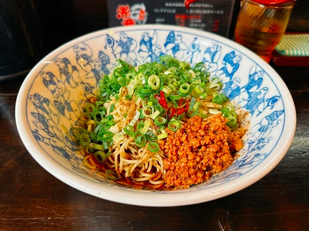 赤竜麻辣担々麺