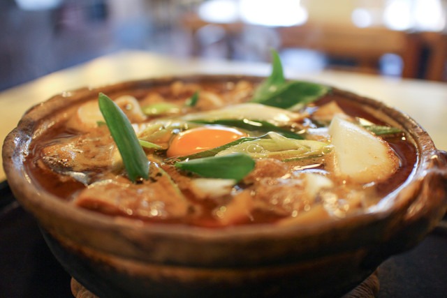 味噌煮込みうどん