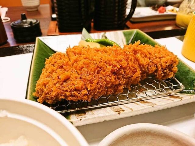 特選ロースかつ膳