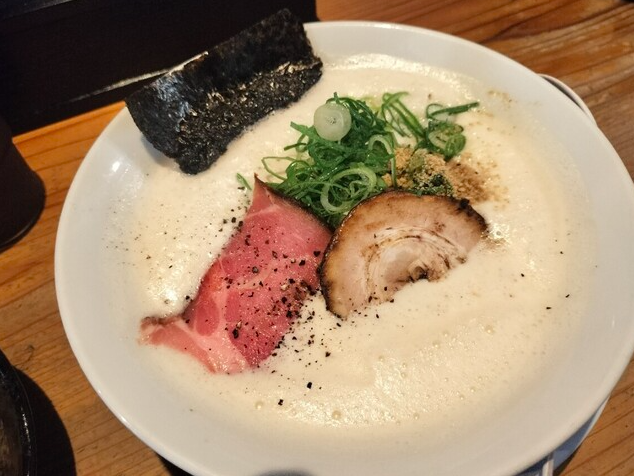 鶏豚骨ラーメン
