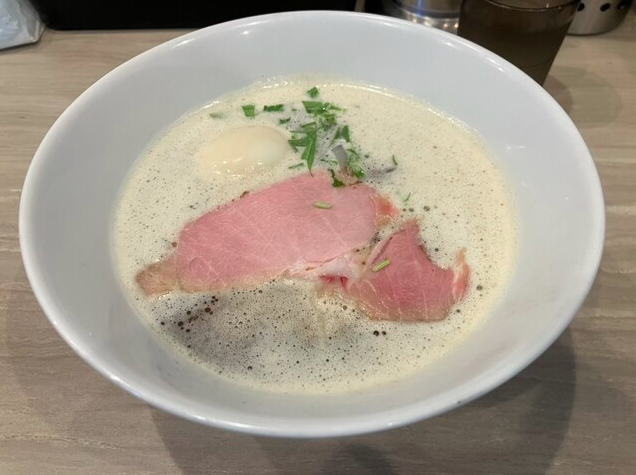 TORI白湯らーめん(醤油)+半熟玉子トッピング