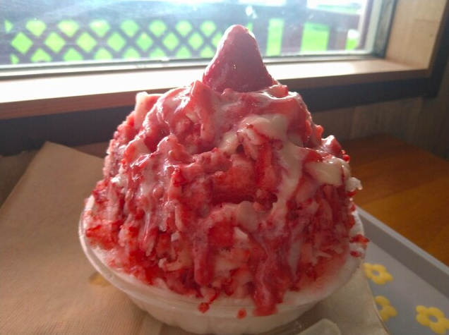 ぜいたくいちご氷