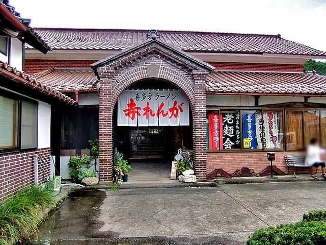 【赤れんが】家族で楽しめる♪多素材だしの奥深い醤油味の喜多方ラーメン