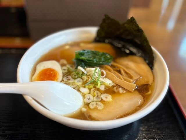 黄金醤油喜多方肉中華そば