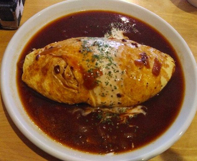 ビーフソースのオムライス