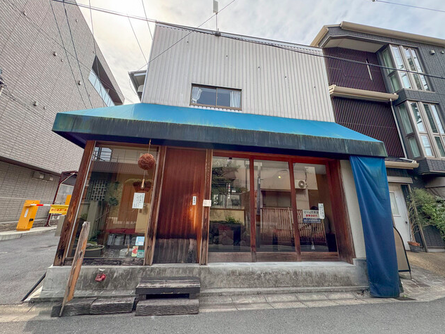 【そば切り 百夜月】駅からすぐの隠れ家で楽しむ三種の手打ち蕎麦