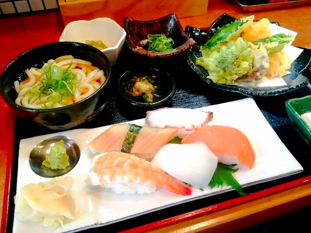 寿司と天ぷら定食