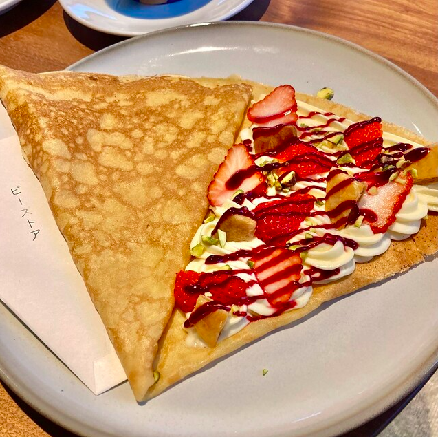 いちごのパイミルフィーユクレープ