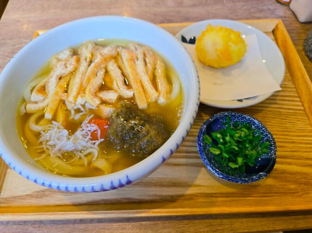 たぬきうどん+半熟卵天トッピング