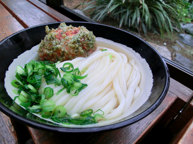 冷たいかけ小+じゃがいも天トッピング