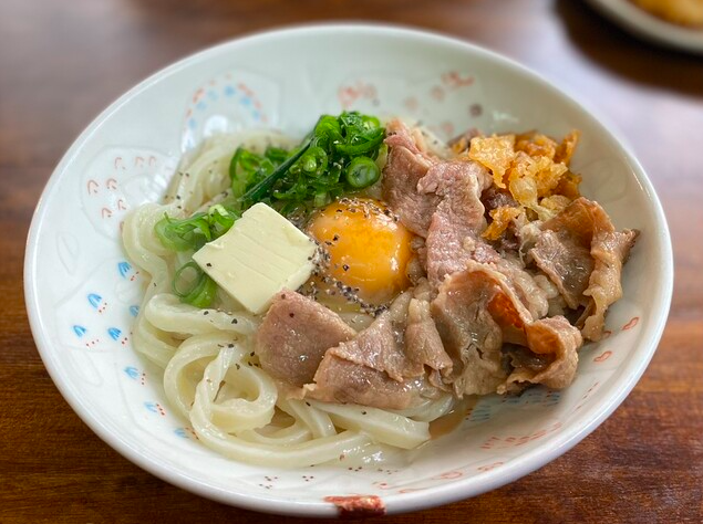 釜玉バター+肉トッピング