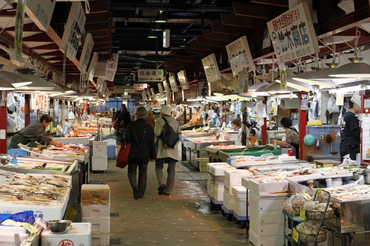 【アウガ新鮮市場】青森の“おいしい”が沢山！新鮮な海鮮丼を駅チカ市場で堪能